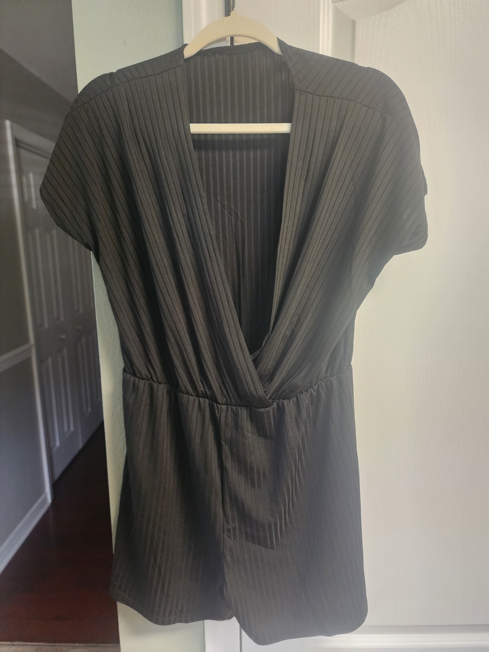 Zaful Black Short-Sleeve Wrap Romper